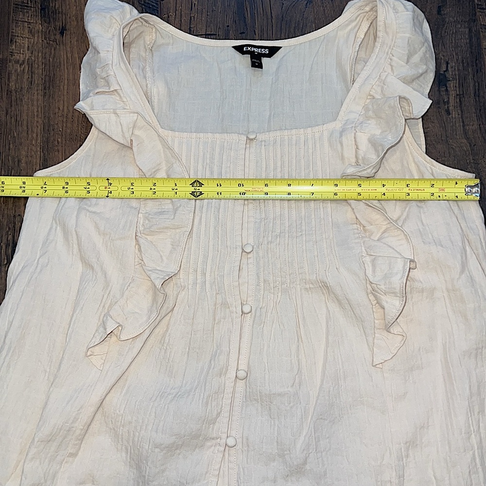 Express Ruffle Detail Top - Picture 6 of 6